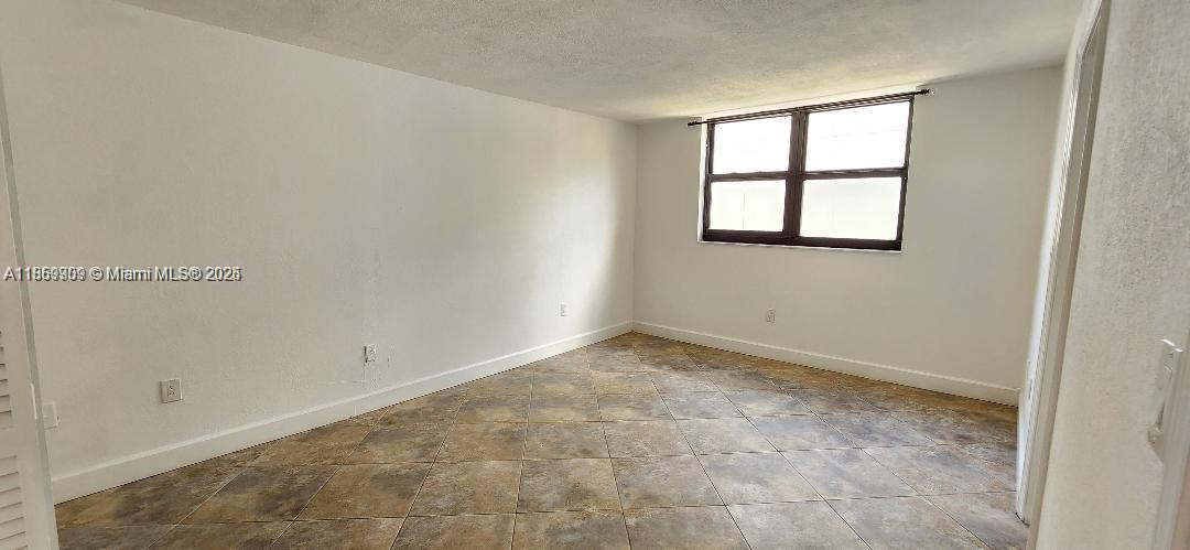 THE GEORGIAN CONDO - Residential