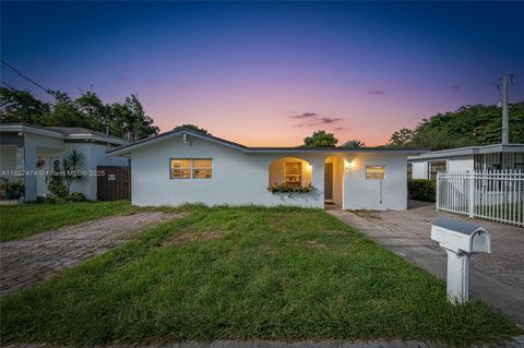8811 SW 128th St Miami FL 33176