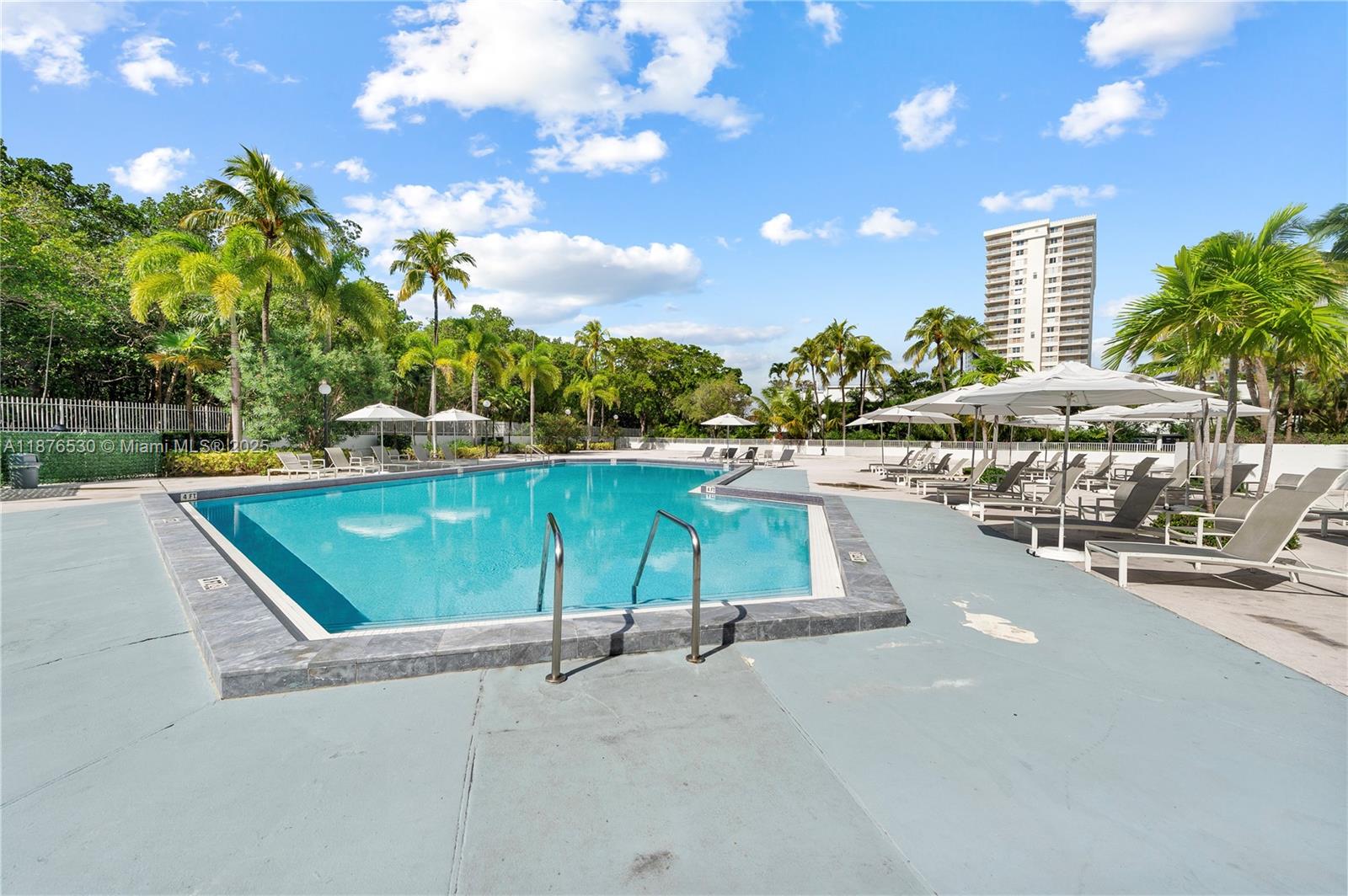 ARLEN HOUSE EAST CONDO - Residential