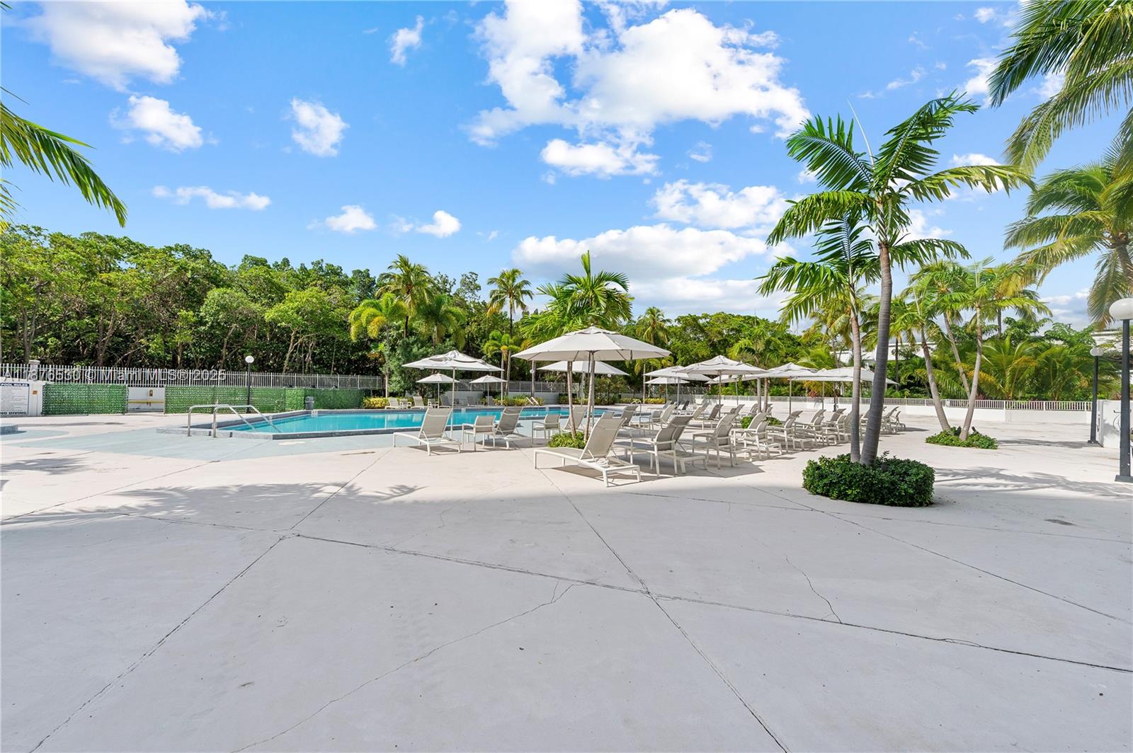 ARLEN HOUSE EAST CONDO - Residential