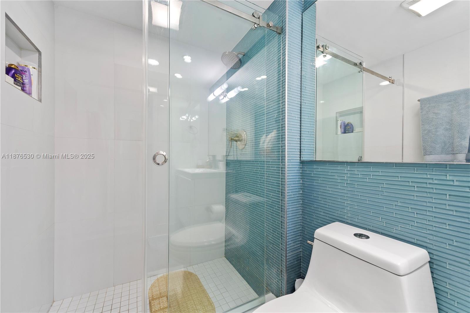 ARLEN HOUSE EAST CONDO - Residential