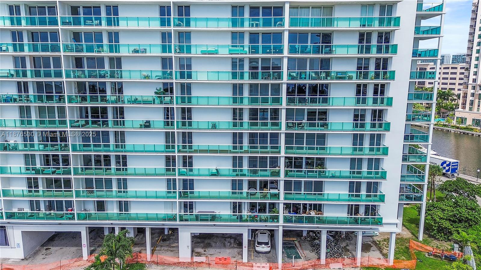 ARLEN HOUSE EAST CONDO - Residential