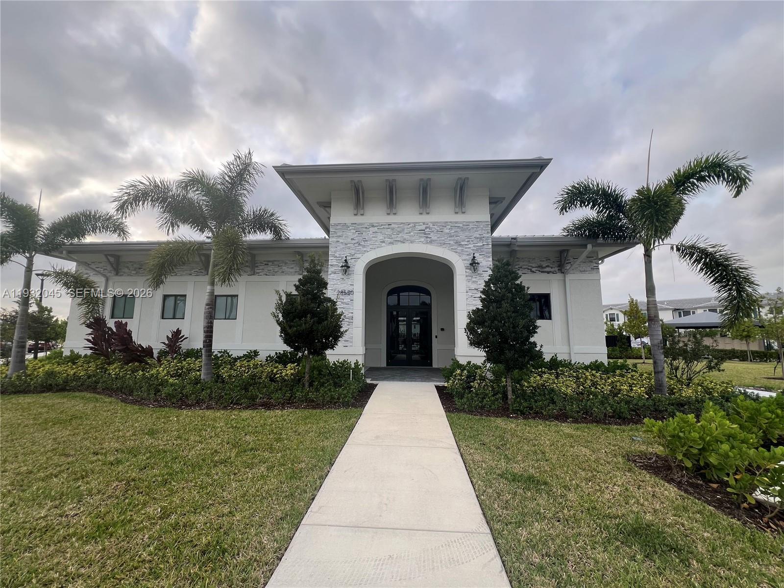 PINE ISLE - Residential Lease