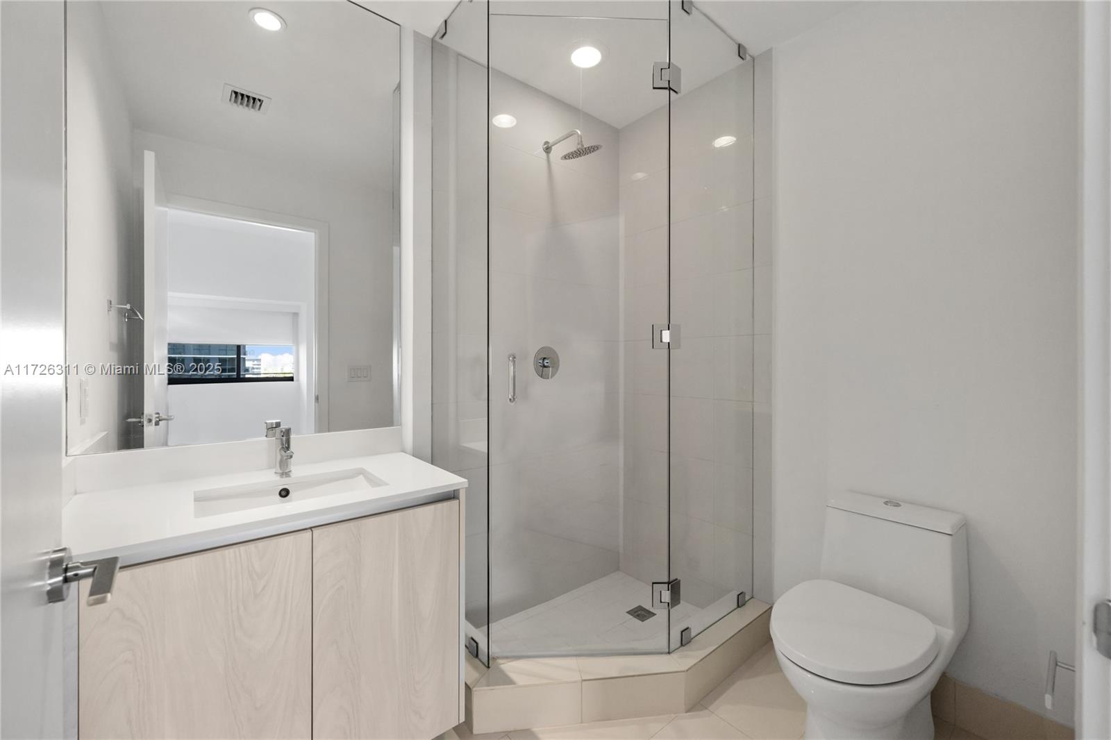 GRAN PARAISO CONDO - Residential