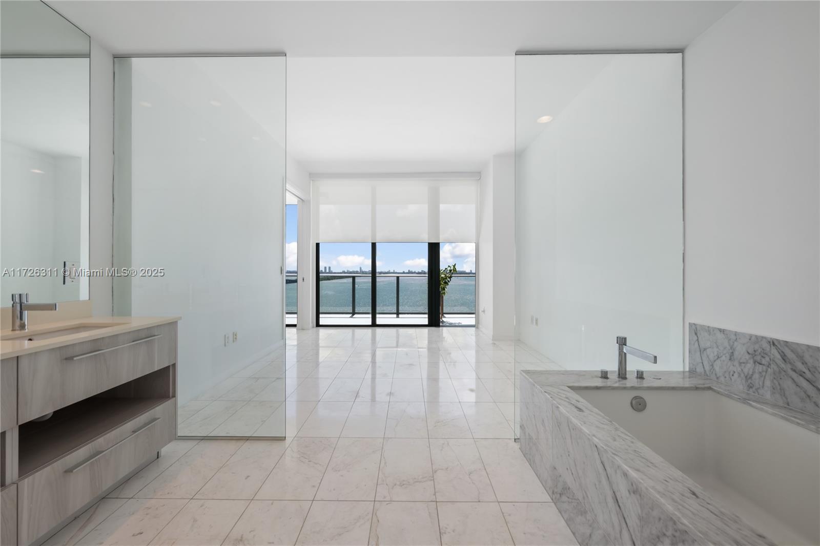 GRAN PARAISO CONDO - Residential