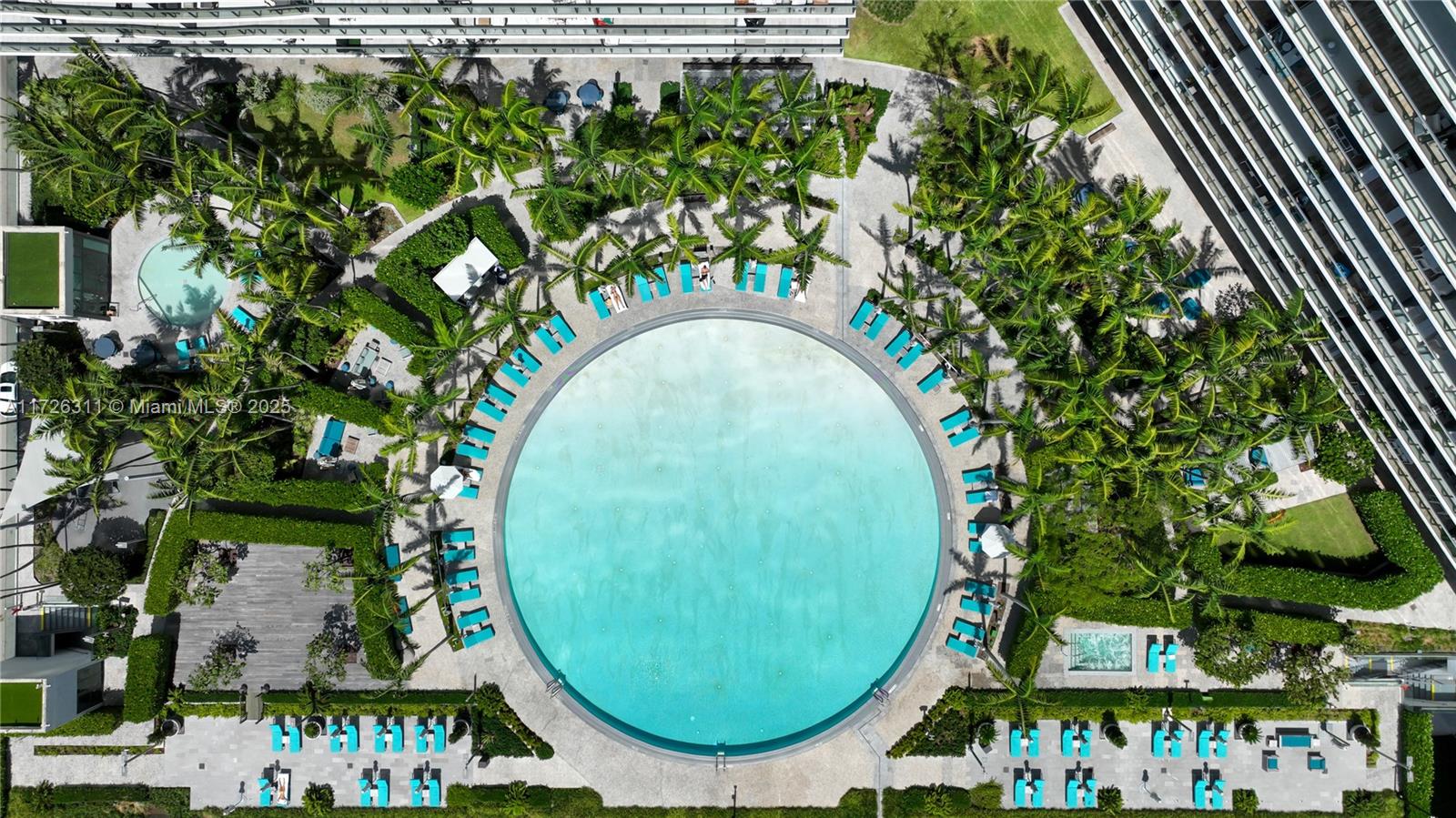 GRAN PARAISO CONDO - Residential