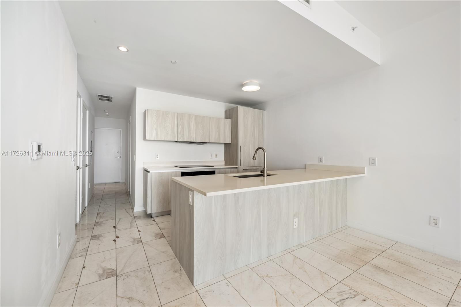 GRAN PARAISO CONDO - Residential