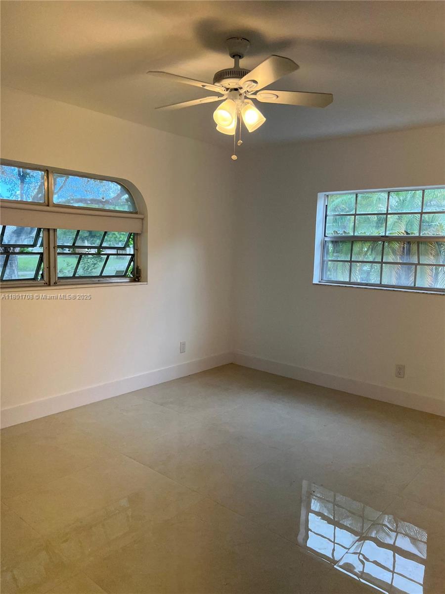 GREEN HILLS PARK WEST NO - Residential