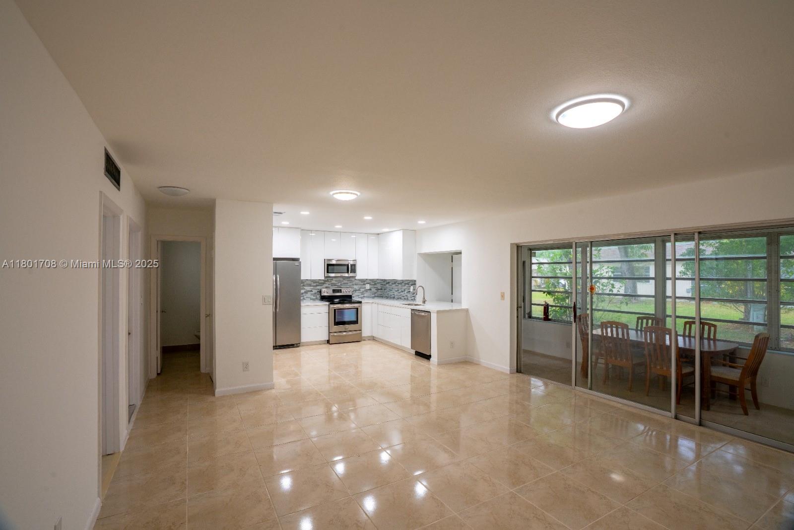 17252 SW 112th Pl 21243