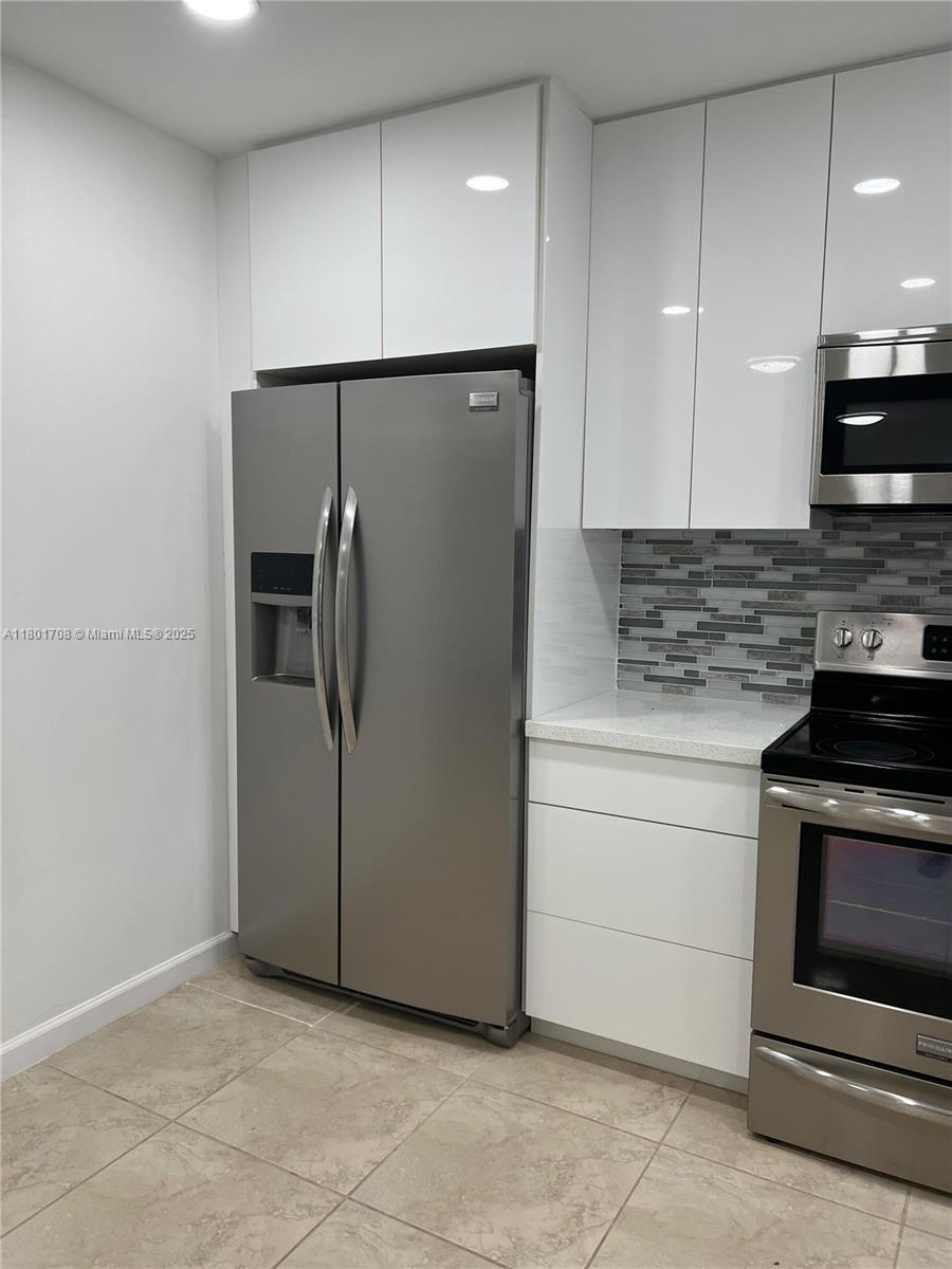 GREEN HILLS PARK WEST NO - Residential