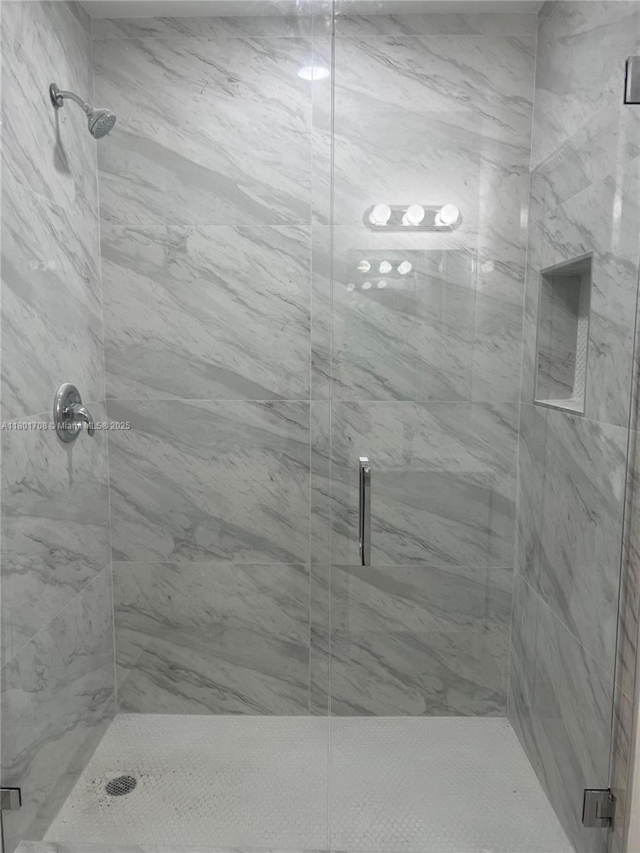 GREEN HILLS PARK WEST NO - Residential