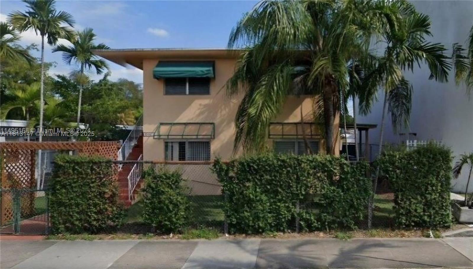 Rental Property at 2441 Sw 27th Ave 6, Miami, Broward County, Florida - Bedrooms: 1 
Bathrooms: 1  - $1,800 MO.