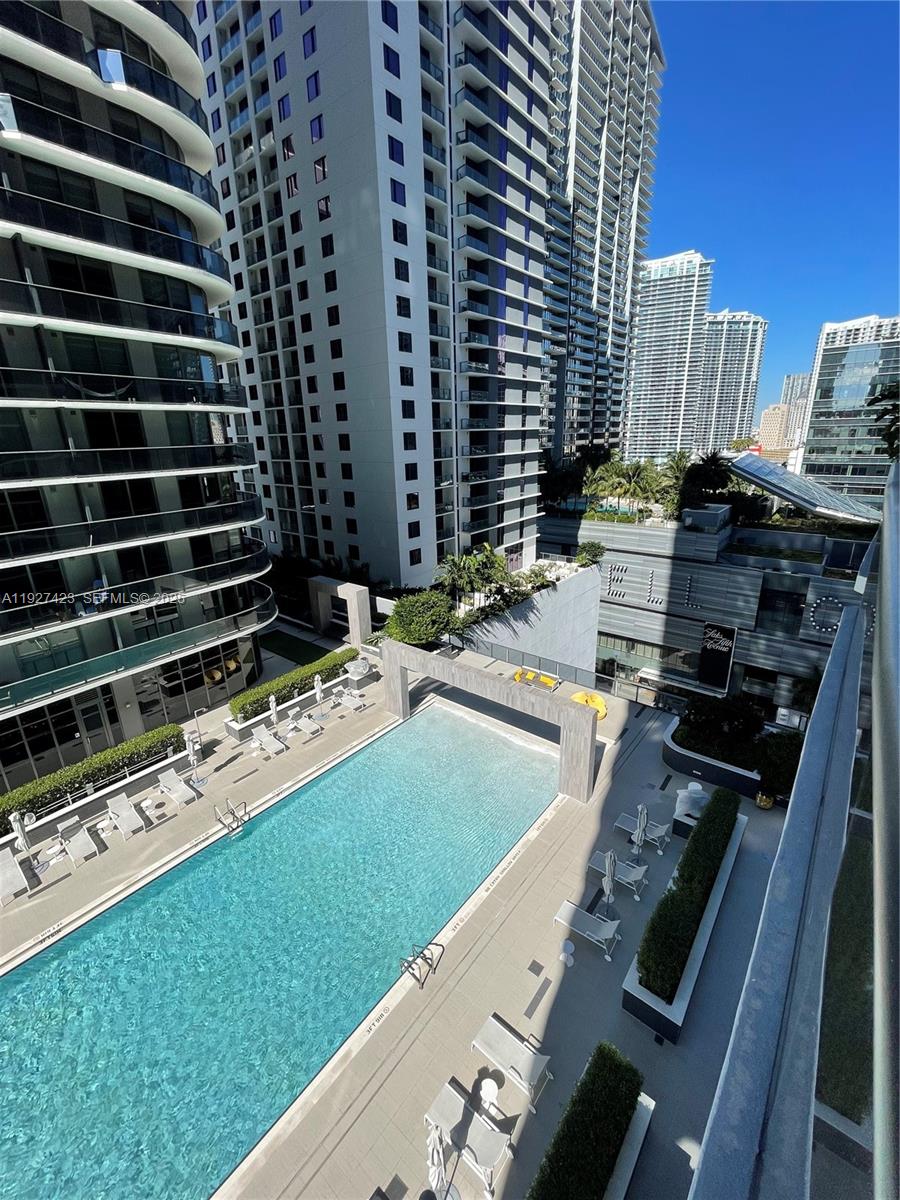 BRICKELL HEIGHTS EAST CON - Residential