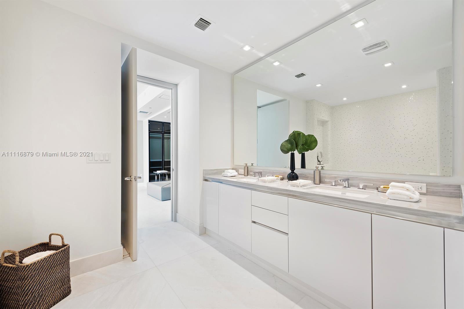 JADE SIGNATURE CONDO - Residential