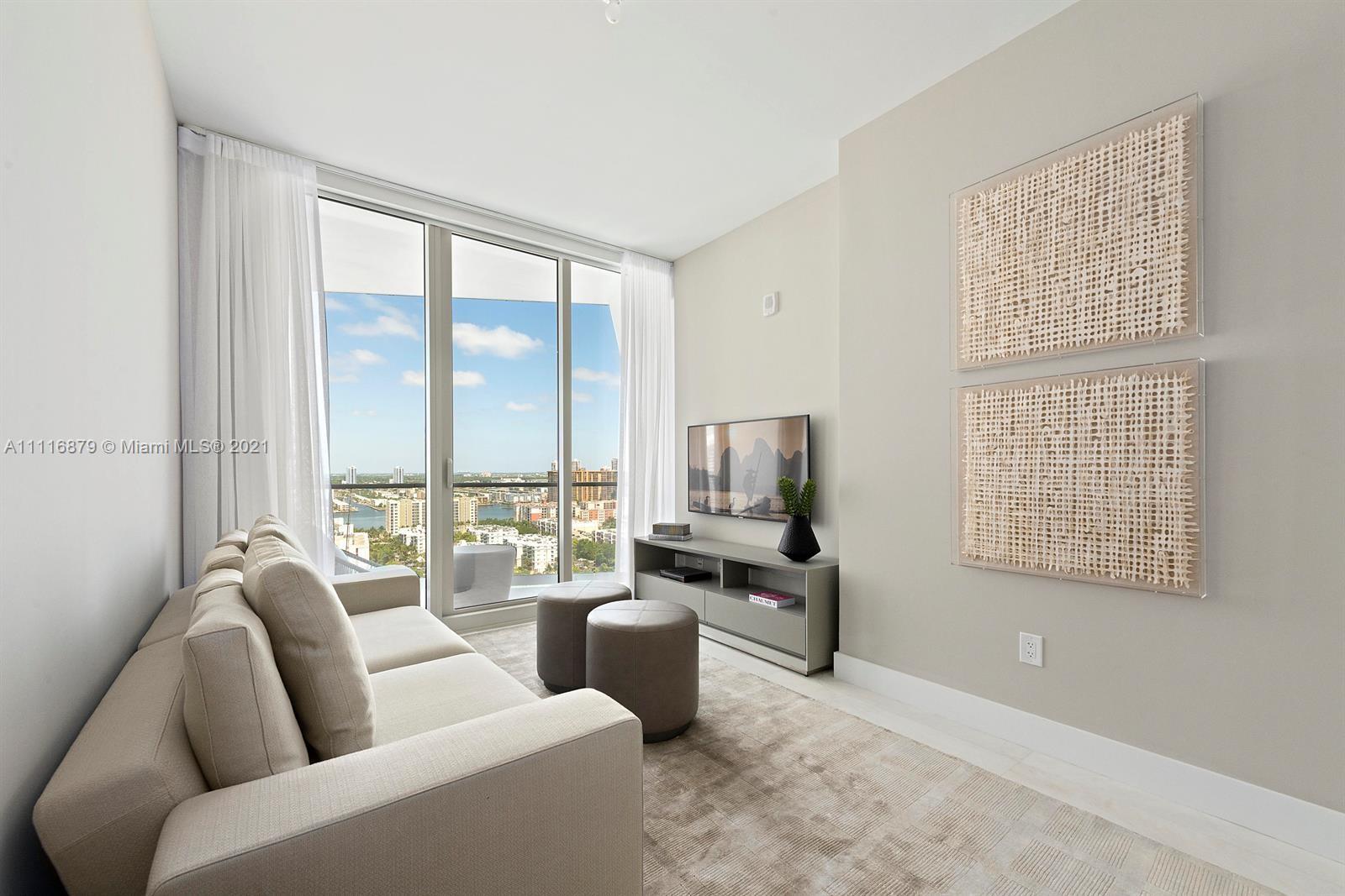 JADE SIGNATURE CONDO - Residential