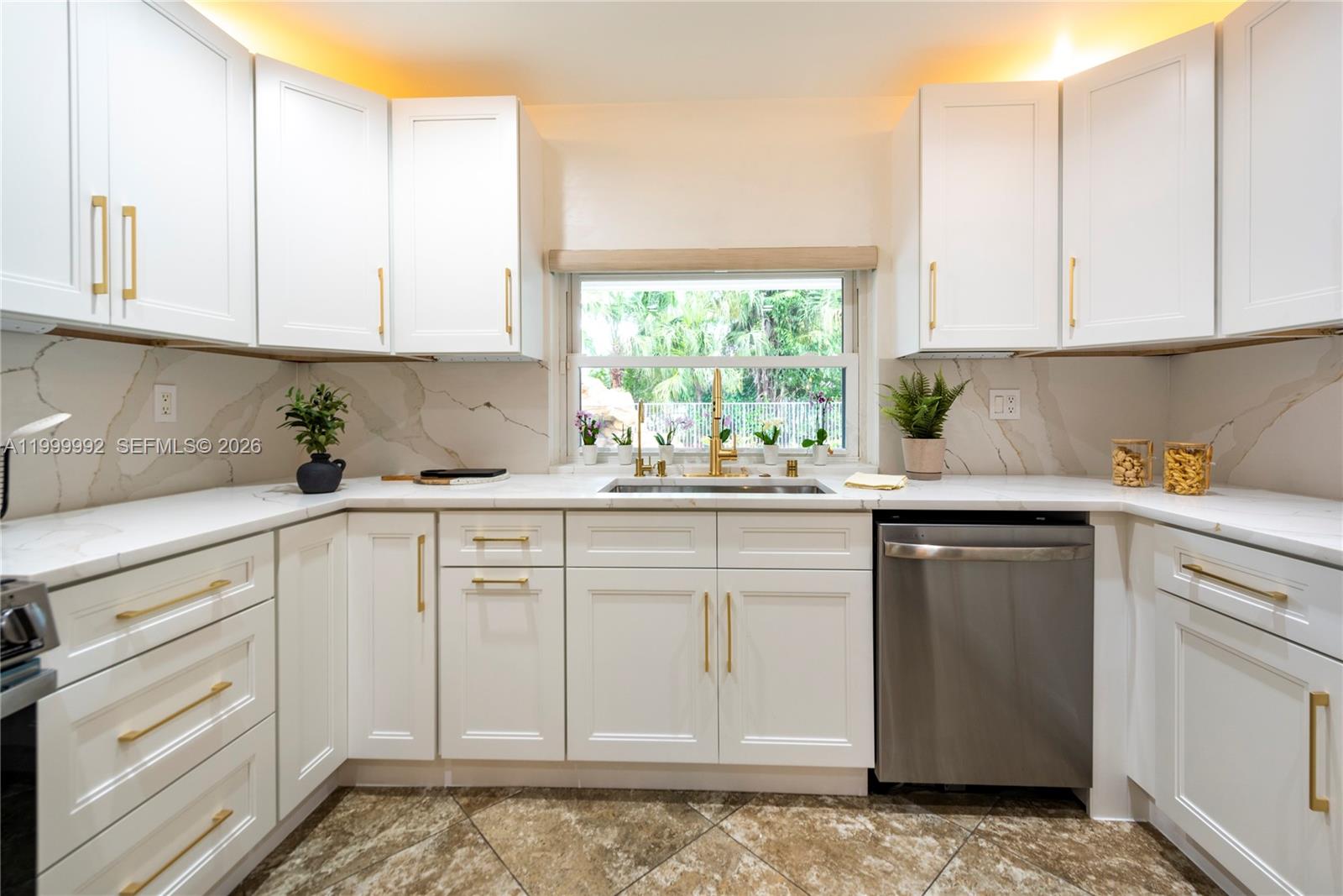 BONAVENTURE LAKES ADD 1 - Residential