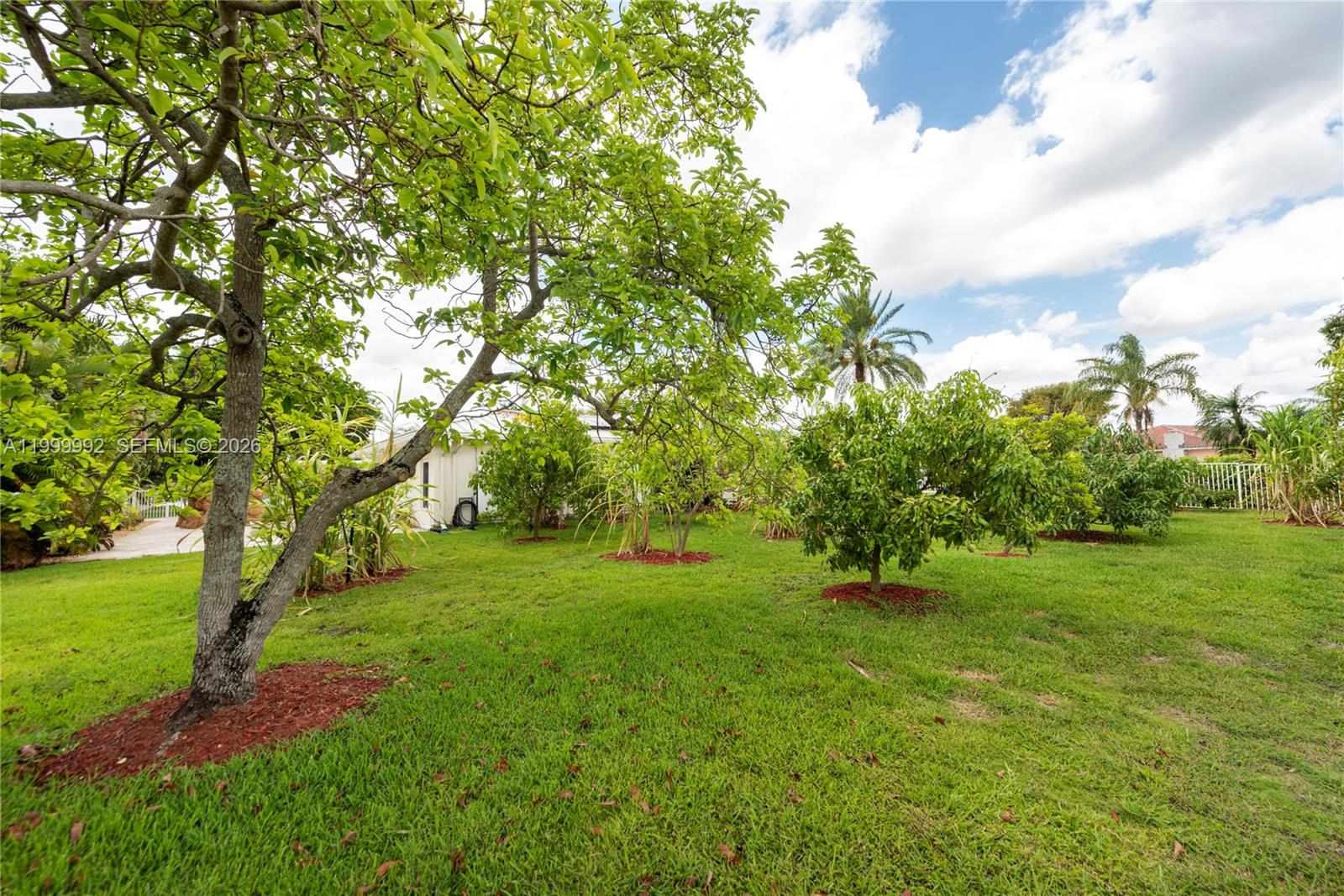 BONAVENTURE LAKES ADD 1 - Residential
