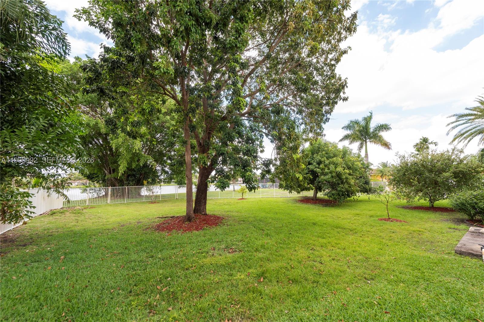 BONAVENTURE LAKES ADD 1 - Residential