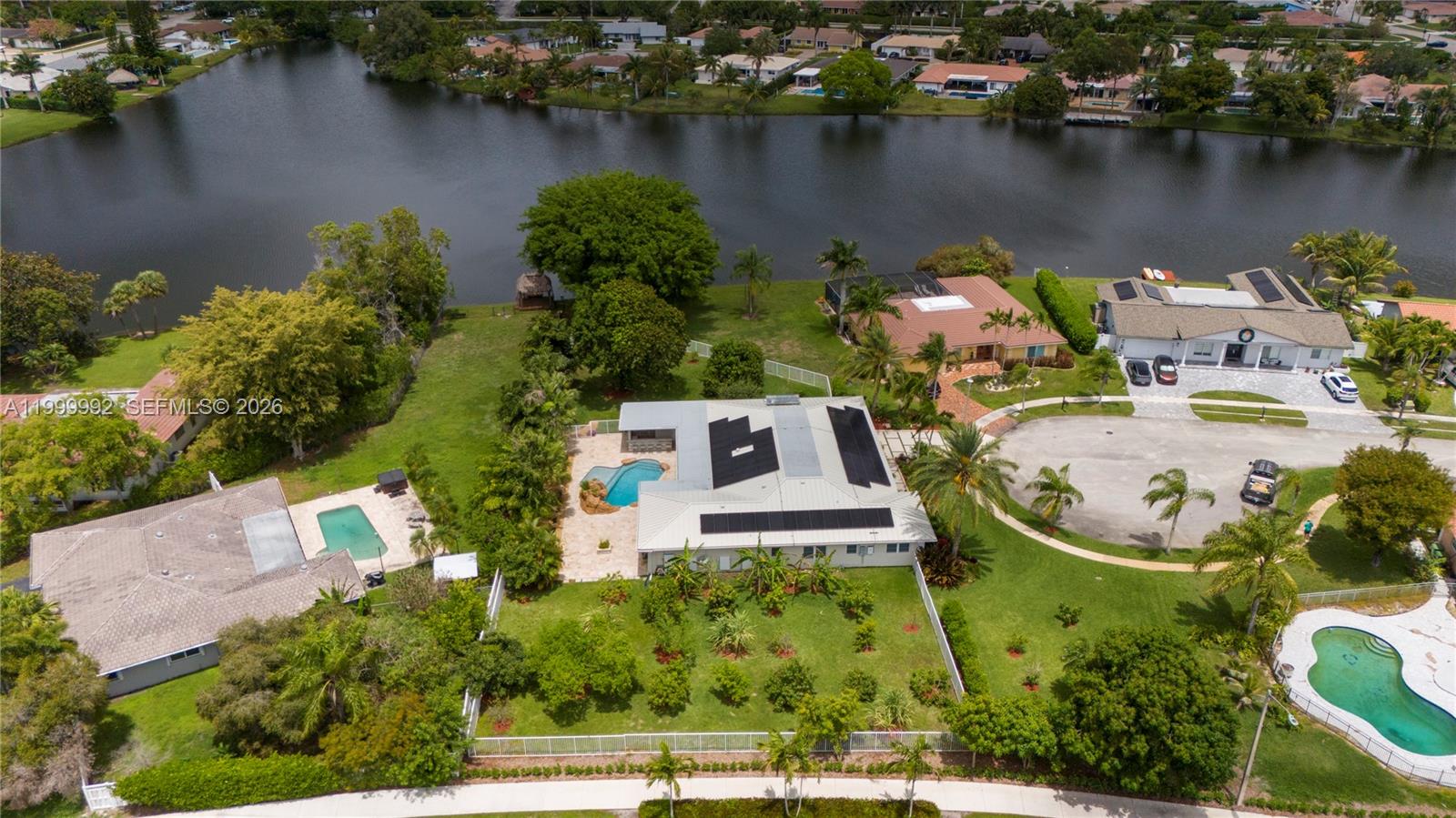 BONAVENTURE LAKES ADD 1 - Residential
