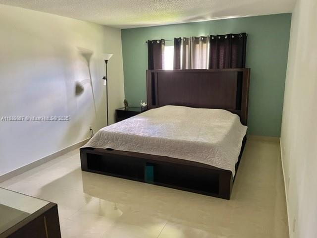 LAURELS AT MARGATE CONDO - Residential Lease