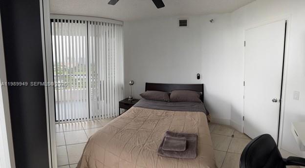 PARC CENTRAL AVENTURA SOU - Residential Lease