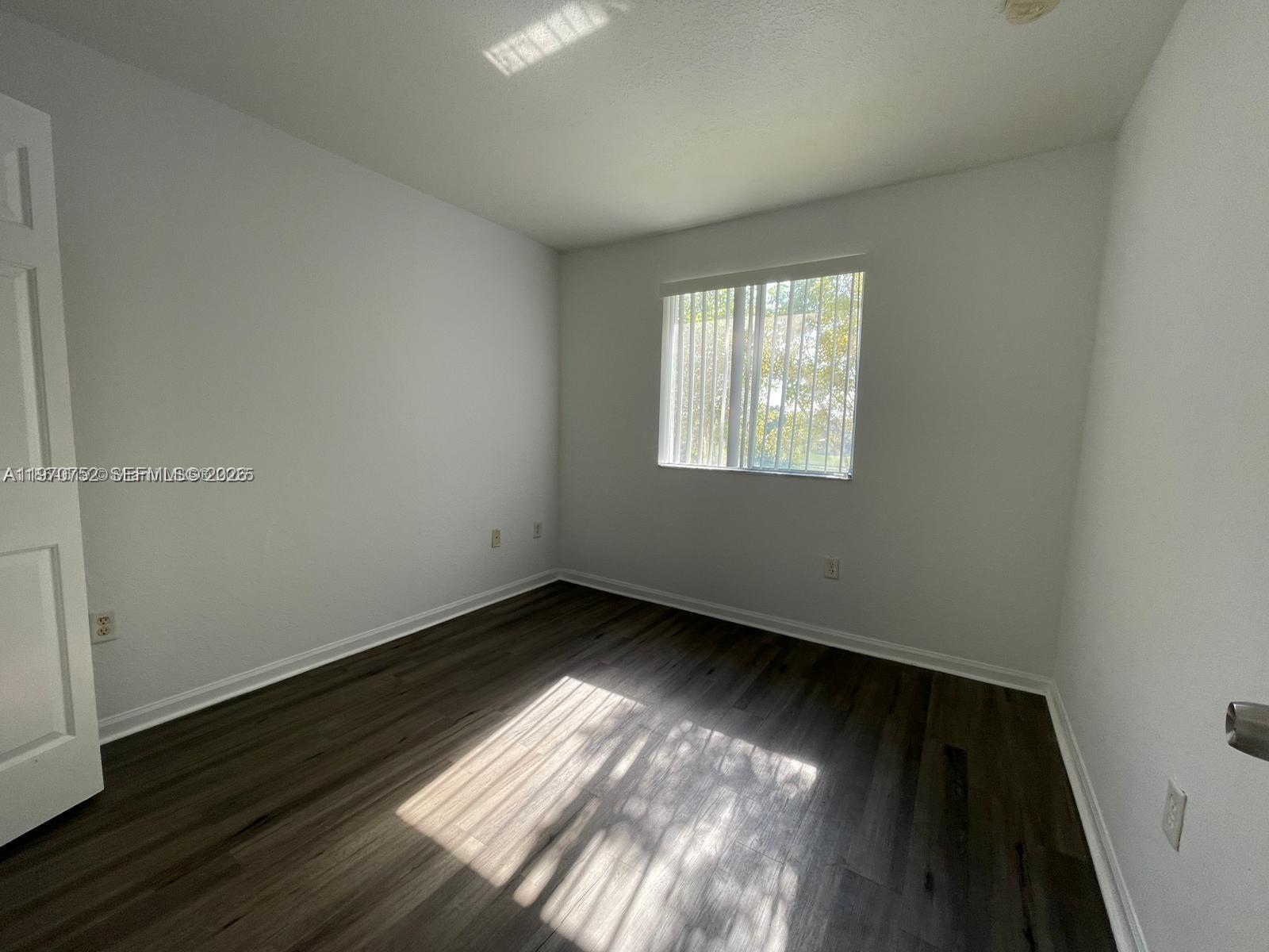 SHOMA TOWNHOMES AT KEYSCO - Residential