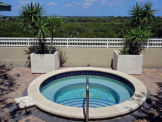 CASA COSTA - Residential