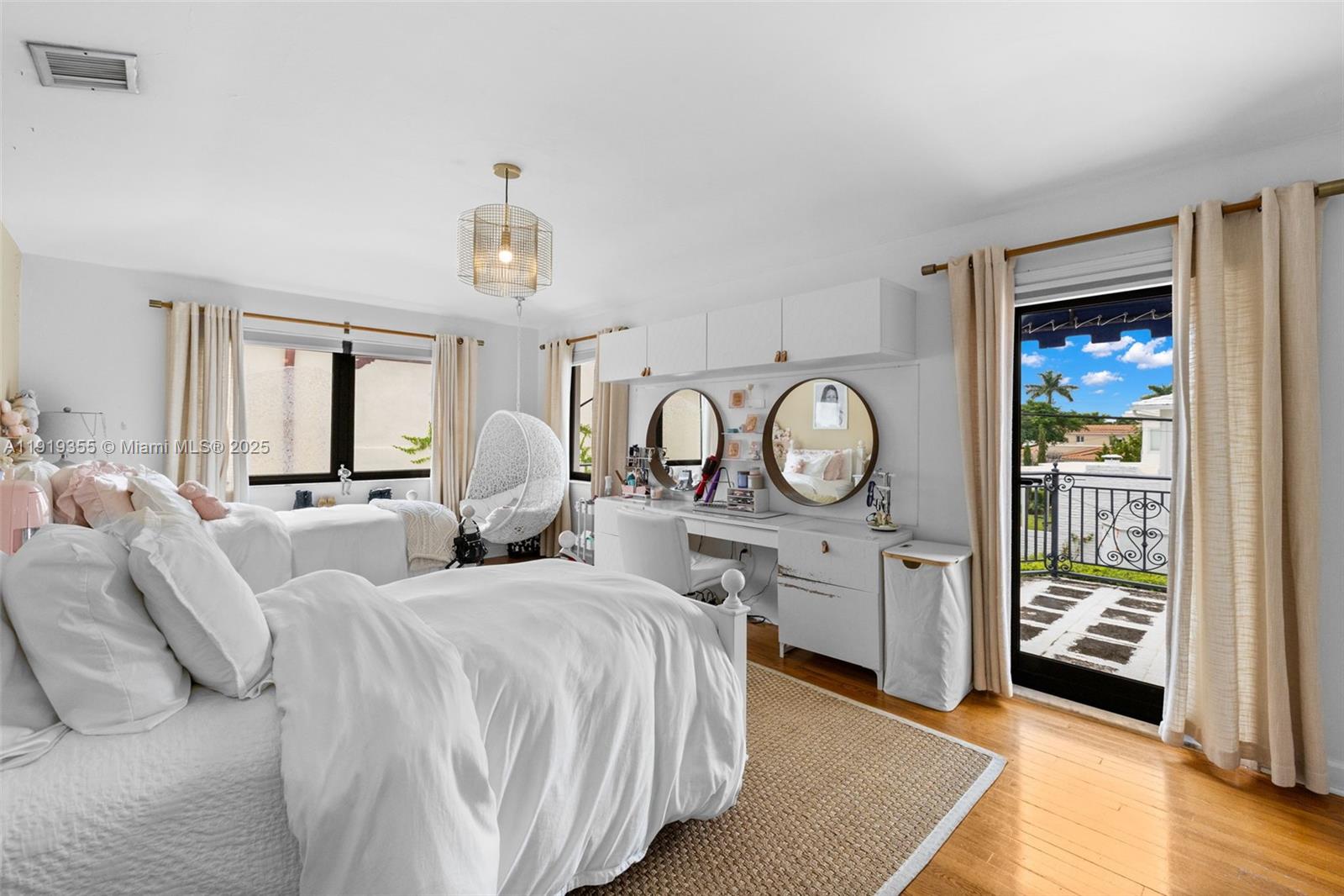 BEACH VIEW ADDN - Residential