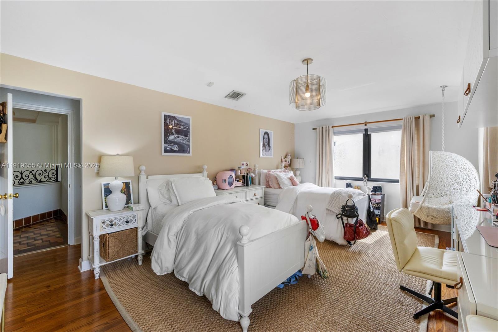 BEACH VIEW ADDN - Residential