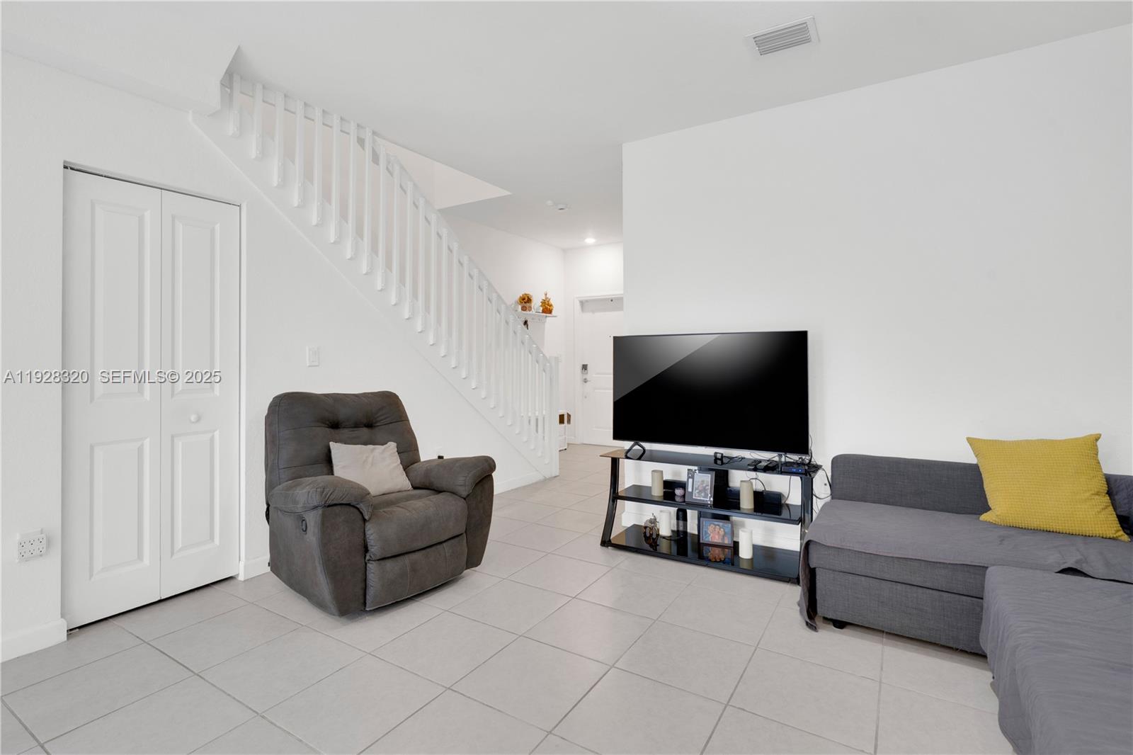 Cedar Pointe - Residential