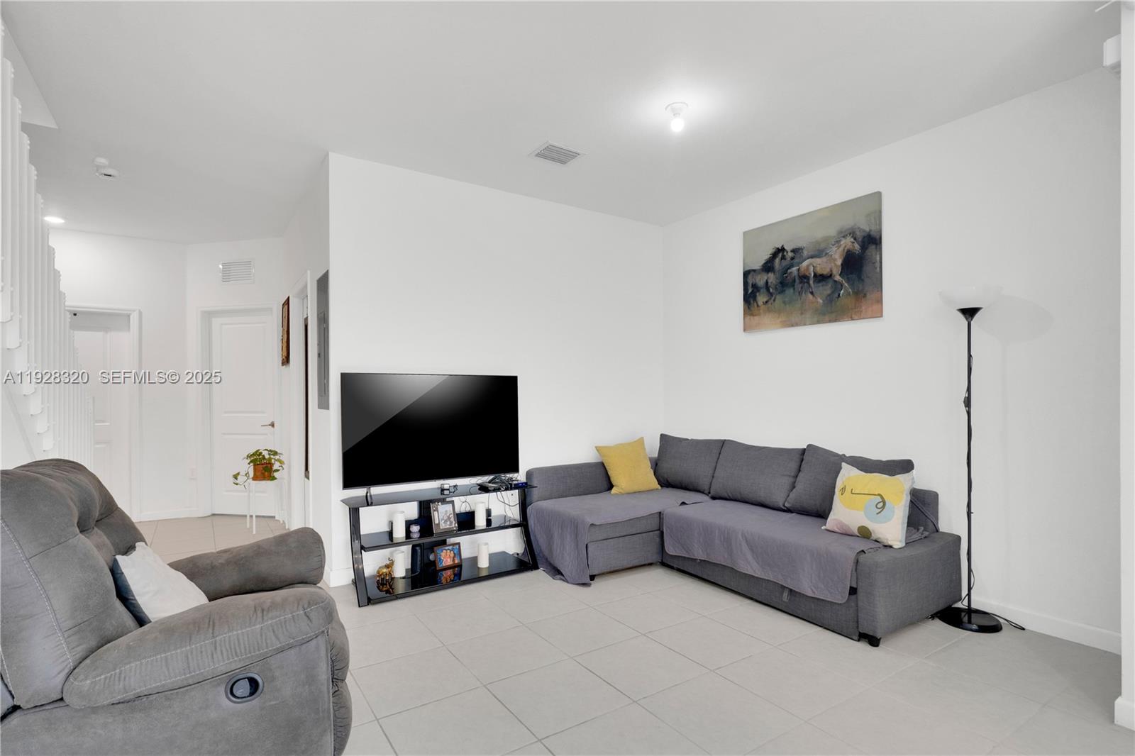 Cedar Pointe - Residential