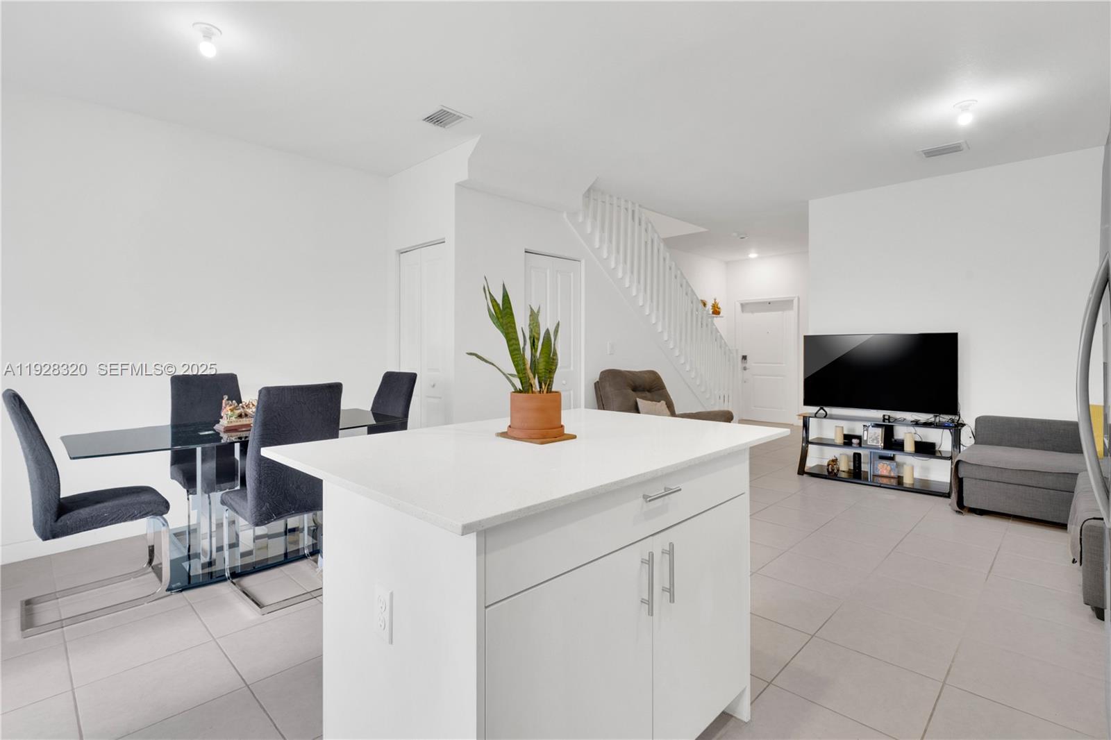 Cedar Pointe - Residential