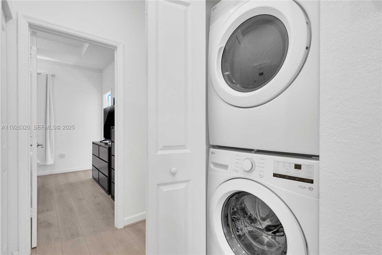 Cedar Pointe - Residential