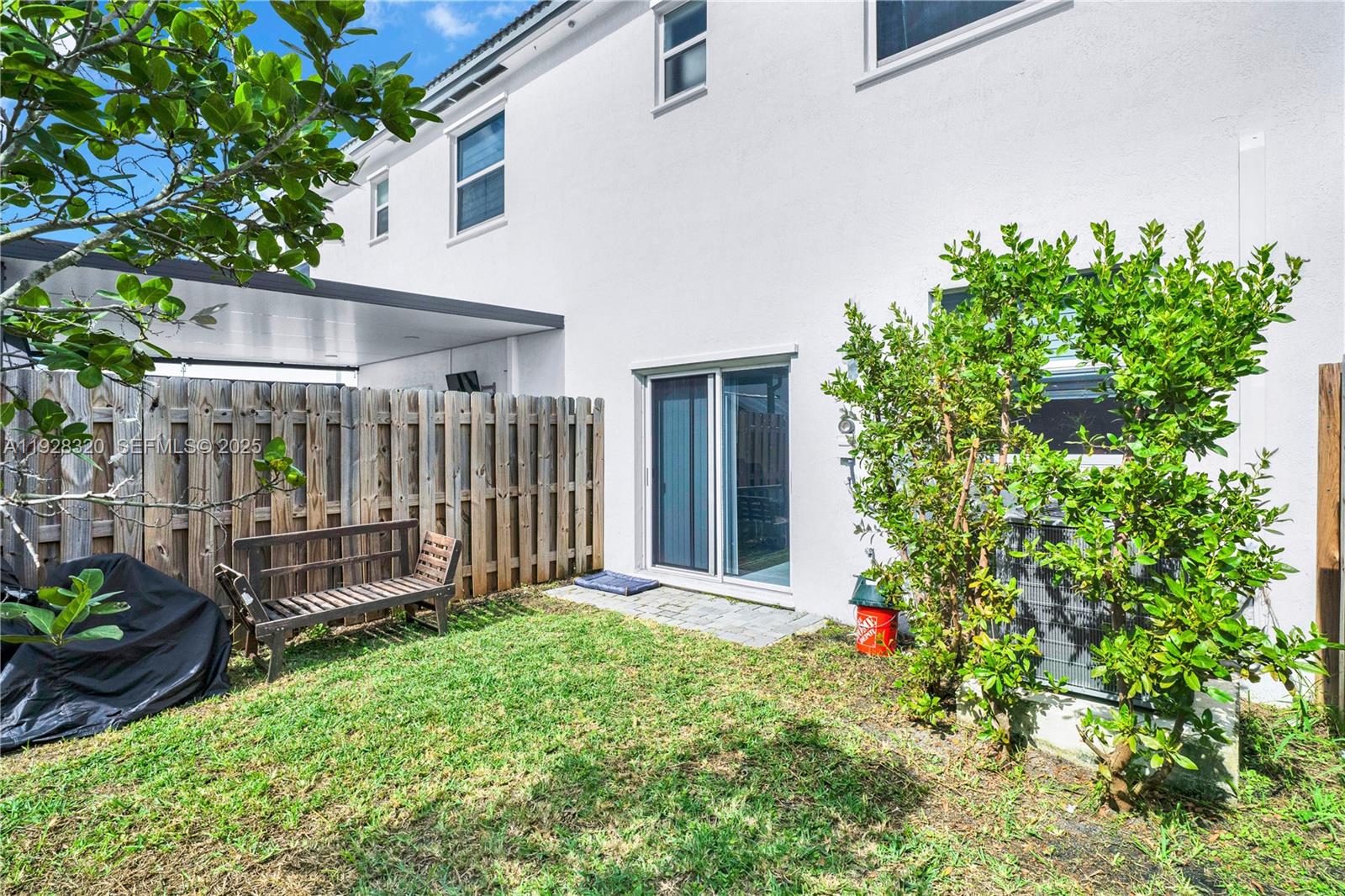 Cedar Pointe - Residential