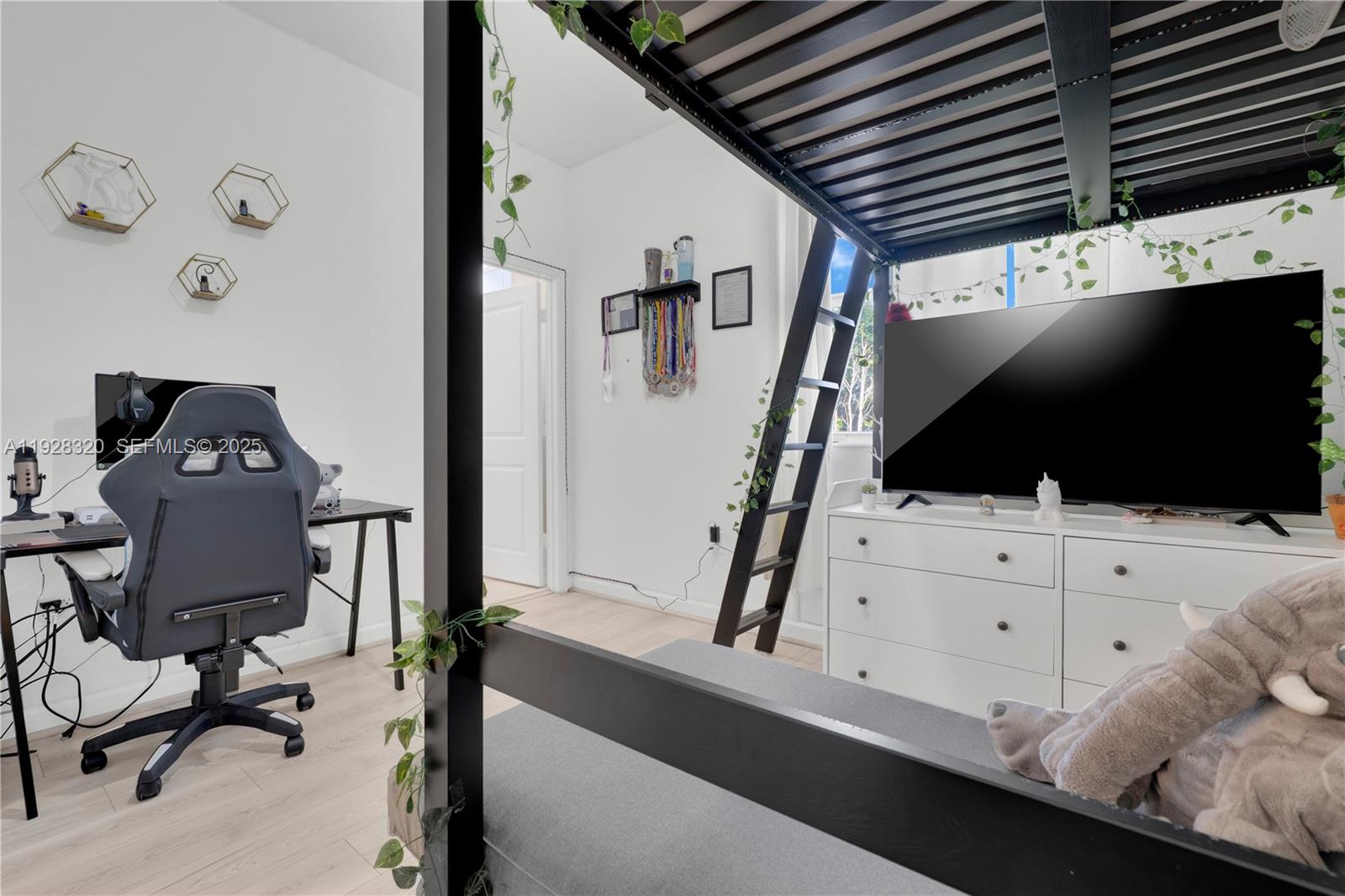 Cedar Pointe - Residential