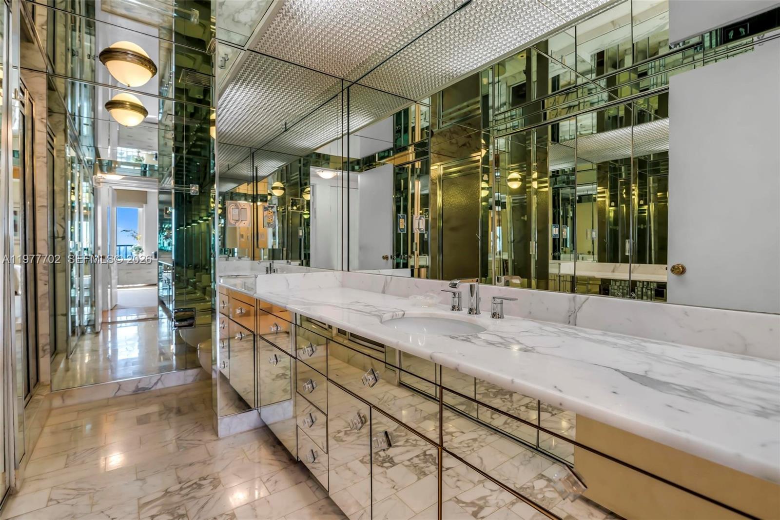 TURNBERRY ISLE NORTH - Residential