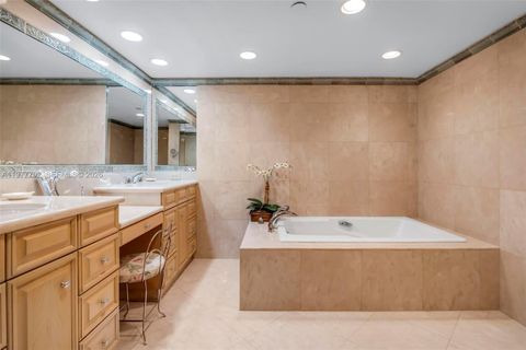 Tiny photo for 19707 Turnberry Way #22H, Aventura, FL 33180 (MLS # A11977702)