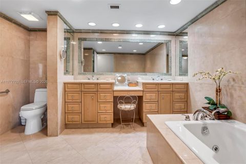 Tiny photo for 19707 Turnberry Way #22H, Aventura, FL 33180 (MLS # A11977702)