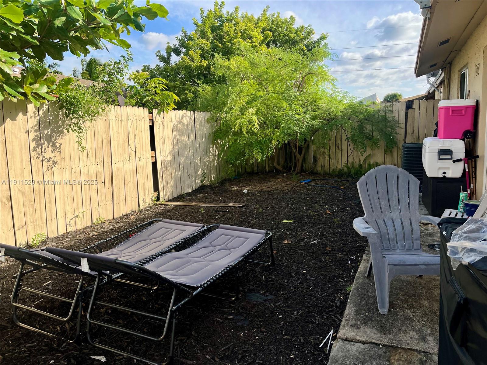 DEL PRADO GARDENS SEC 2 - Residential