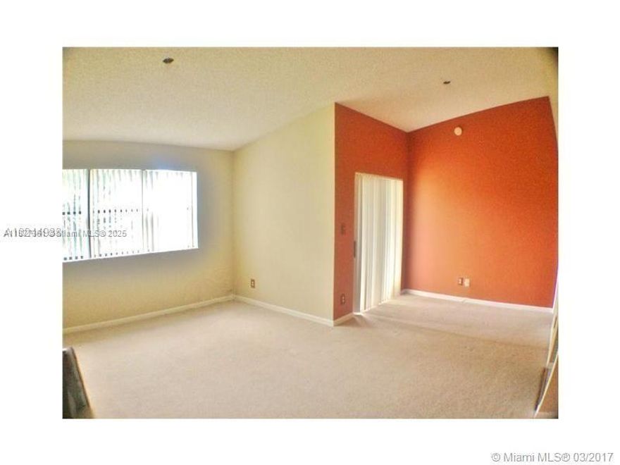 Excellent opportunity for an investor, vacant unit, with option lease twice a year. Invest in the relaxed lifestyle of South Florida at this exclusive community of Hollywood Parc. Large 1 bed/1 b 840 sqft. unit facing East and Golf Course, vaulted ceilings, granite countertops, stainless steel appliances, laundry inside, and a huge walking closet. The complex has a fenced dog park, 2 tennis courts, 2 resort-style pools & jacuzzis, BBQ grills, scenic, 24-hour fitness room. Roving security guard from 8 pm-6 am M-F and 2 pm-6 am Sat/Sun/Holidays. There are security cameras throughout. All common areas are secured with fob access. Close to Golf Club, shopping, Hospital, Hollywood,  Beaches, schools, and direct access to main highways. City Police one block from the property.