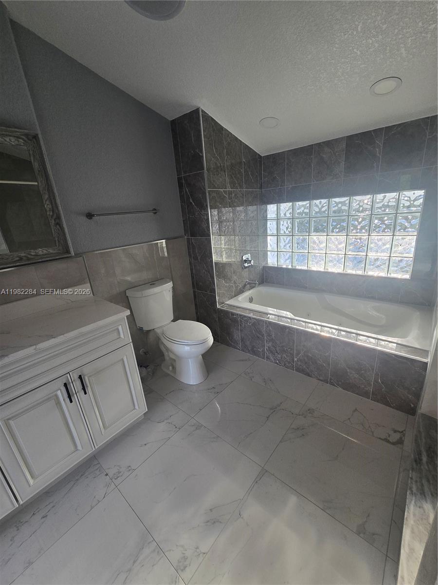 SAN SIMEON HOMES - Residential