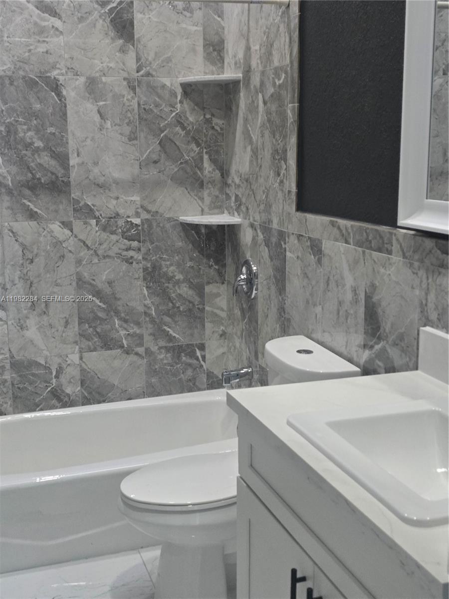 SAN SIMEON HOMES - Residential