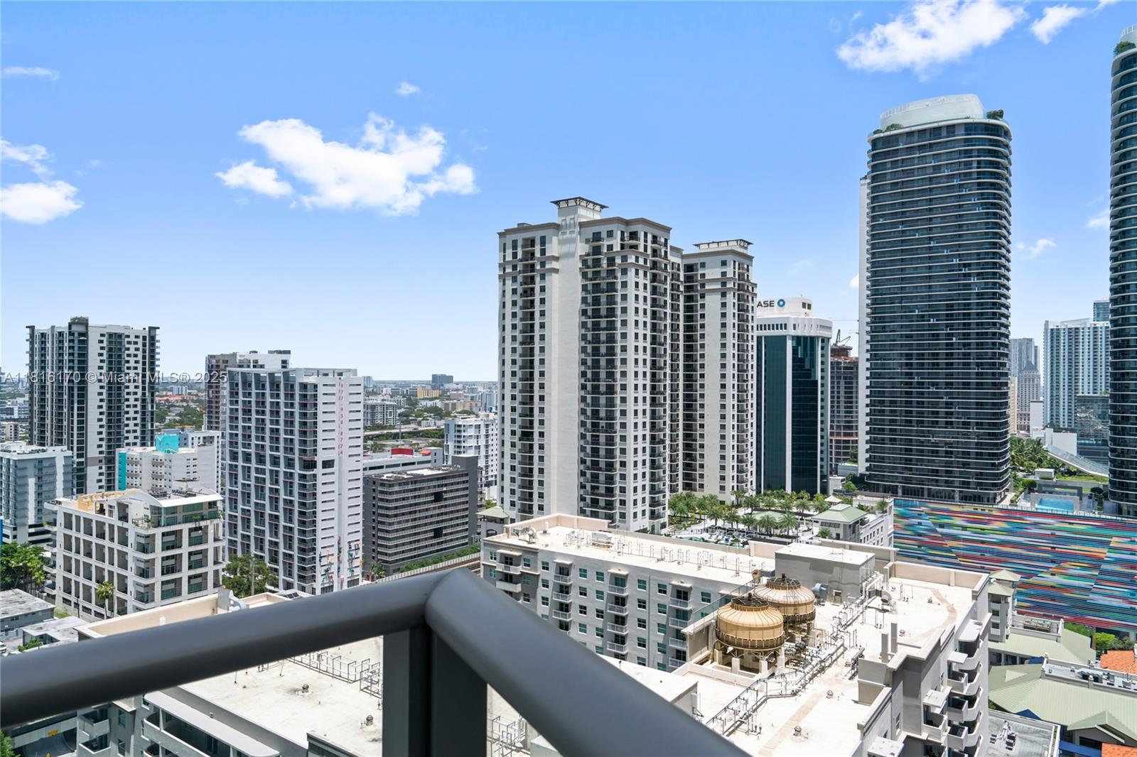 1100 MILLECENTO RESIDENCE - Residential