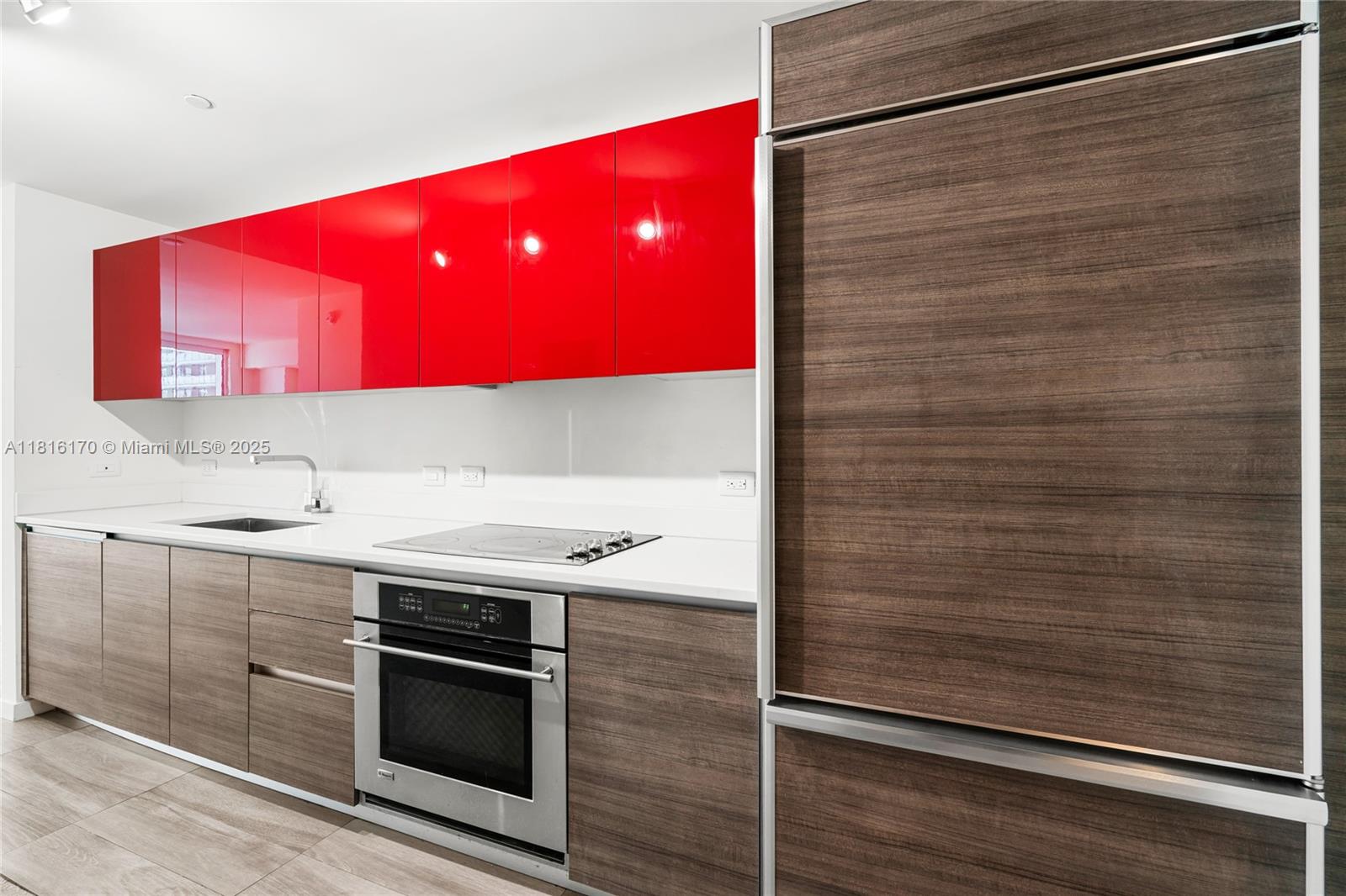 1100 MILLECENTO RESIDENCE - Residential