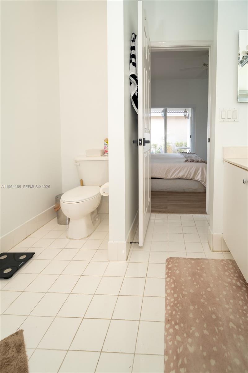 POD 12 AT MONARCH LAKES - Residential