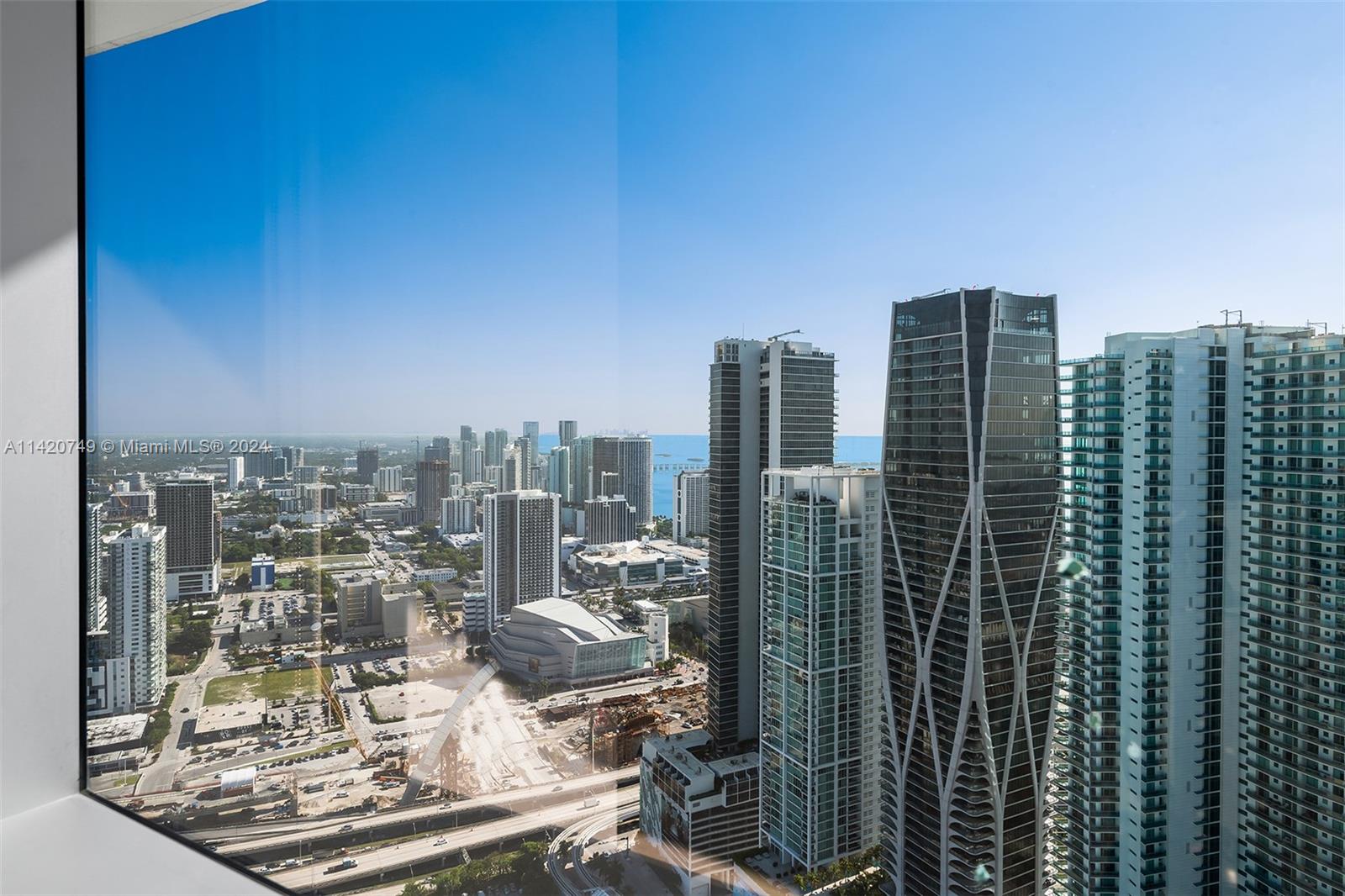 PARAMOUNT MIAMI WORLDCENT - Residential