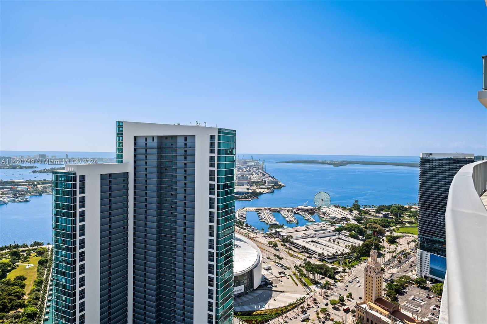 PARAMOUNT MIAMI WORLDCENT - Residential