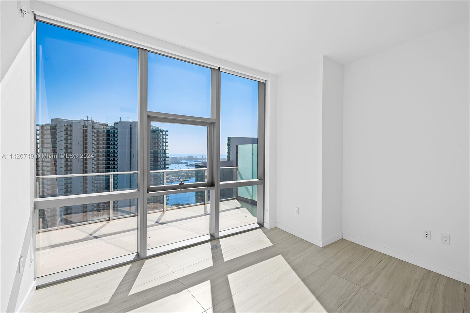 PARAMOUNT MIAMI WORLDCENT - Residential