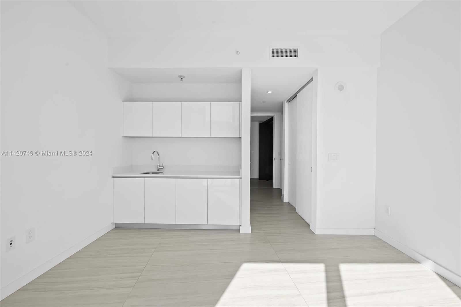 PARAMOUNT MIAMI WORLDCENT - Residential