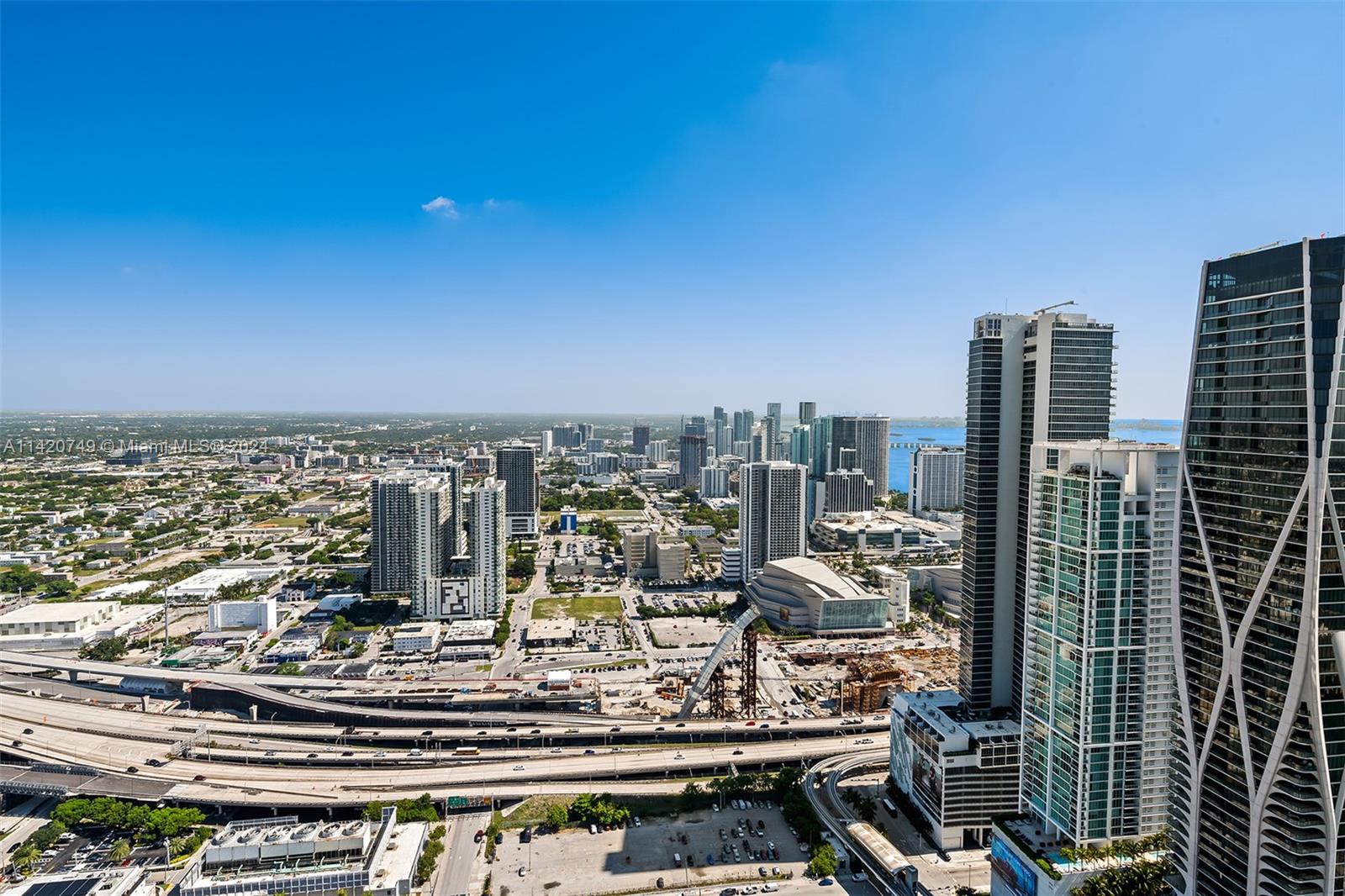 PARAMOUNT MIAMI WORLDCENT - Residential